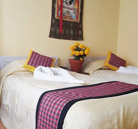 Simrika Homes 2*